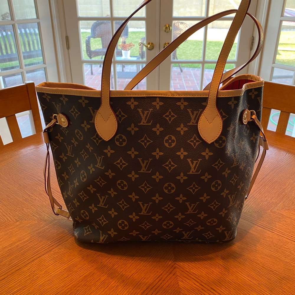 Designer inspired Tote NWT highest quality, brand new large tote